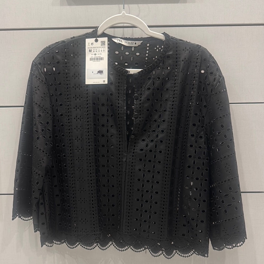 ZARA black leatherette size medium top with scallop edge bottom/ sleeve